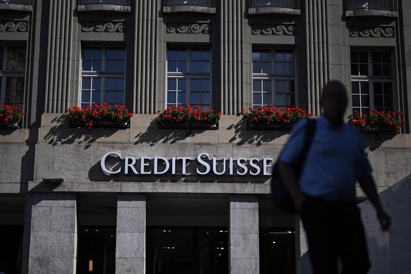 Credit Suisse bị đồn sắp phá sản, thị trường tài chính "rung lắc" thế nào?